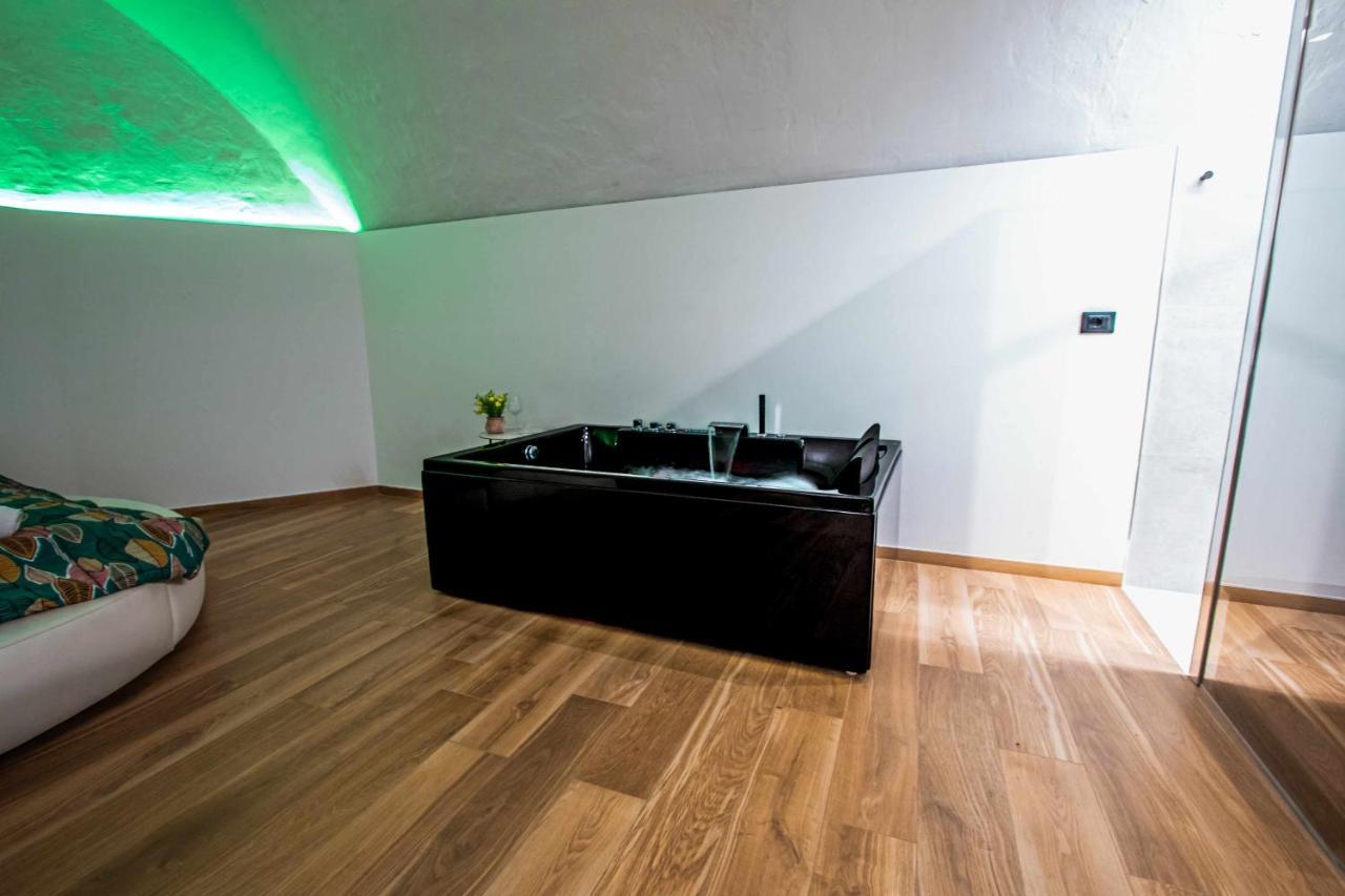 Basilica Suite Бари Екстериор снимка